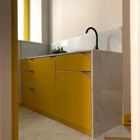 The347, Diletta * פלרמו